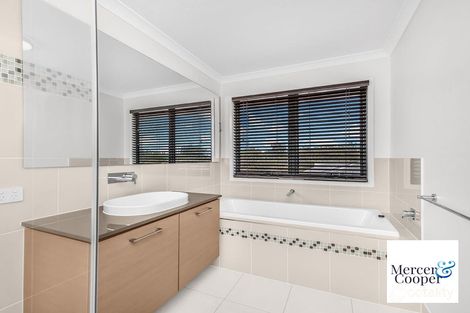 Property photo of 25 Kate Circuit Rochedale QLD 4123