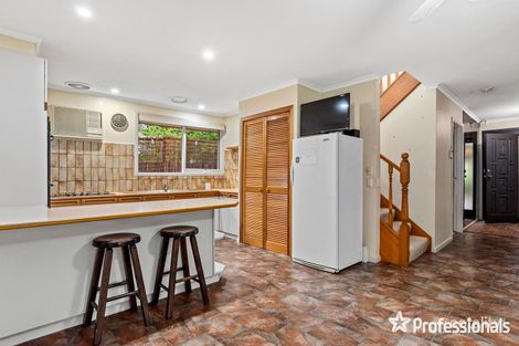 Property photo of 45 Landstrom Quadrant Kilsyth VIC 3137