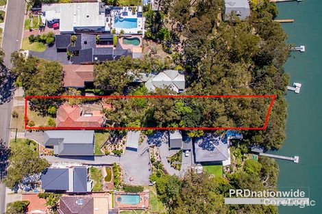 Property photo of 28 Boronia Parade Lugarno NSW 2210