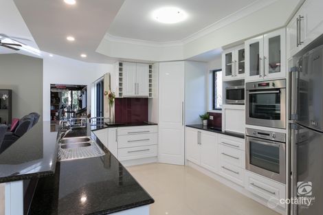 Property photo of 17 Jay Crescent Redland Bay QLD 4165