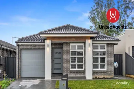 Property photo of 23 Regiment Avenue Austral NSW 2179