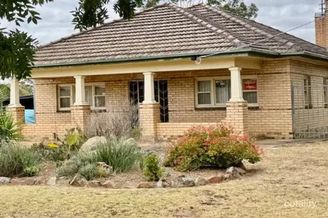 4 Jenkins St, Charlton, VIC 3525