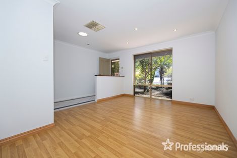 Property photo of 14 Trafalgar Gardens Marangaroo WA 6064