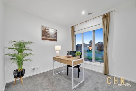 Property photo of 30 Landing Place Point Cook VIC 3030