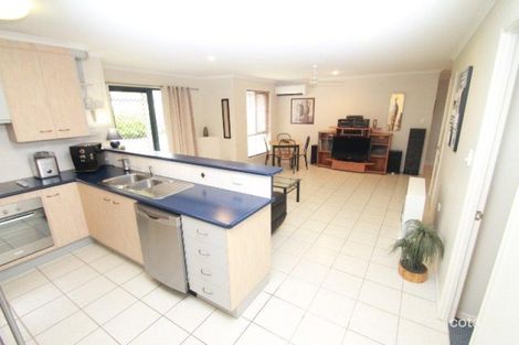Property photo of 15 Saxonvale Court New Auckland QLD 4680