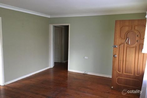 Property photo of 25 Quiros Avenue Fairfield West NSW 2165