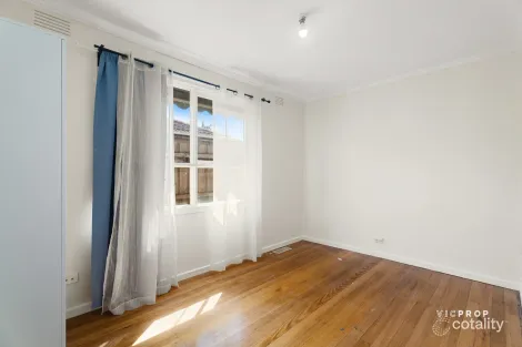 Property photo of 16 McRae Avenue St Albans VIC 3021