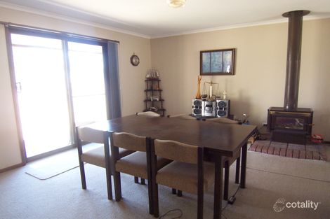 Property photo of 2-4 Giffard Street Newbridge VIC 3551