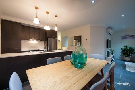 17 Ascot Cres, Kallangur, QLD 4503