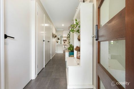 Property photo of 8 Woodfull Street Dugandan QLD 4310