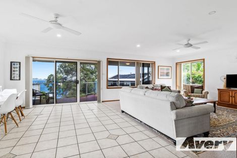 Property photo of 177 Fishing Point Road Fishing Point NSW 2283