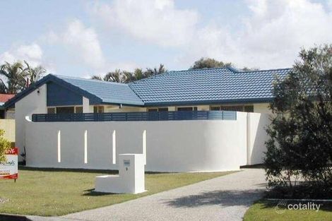 9 Coonang Cres, Warana, QLD 4575