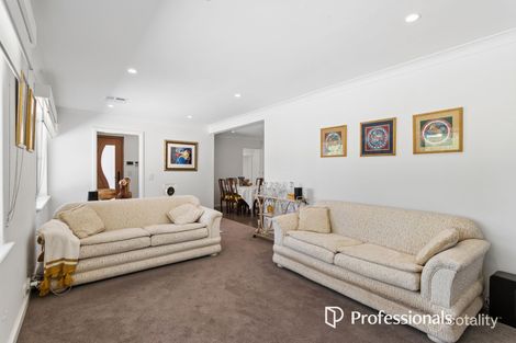 Property photo of 32 Lyndhurst Road Kalamunda WA 6076