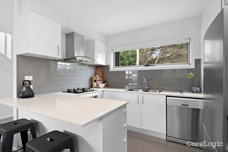 Property photo of 5/24 Dromana Parade Safety Beach VIC 3936