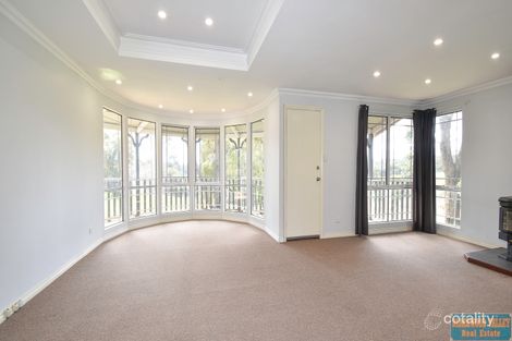 Property photo of 66 Statesmen Court Kangaroo Gully WA 6255