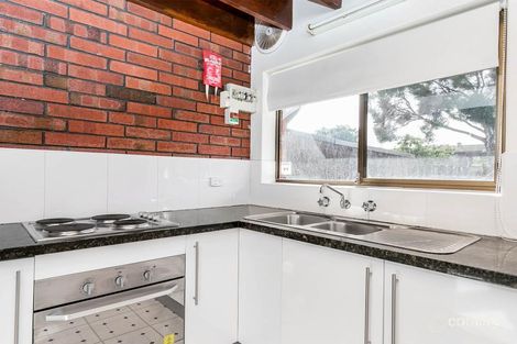 17 Sportsmans Dr, West Lakes, SA 5021