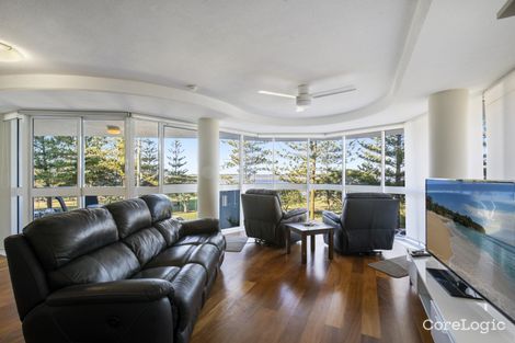 Property photo of 5/200-204 Marine Parade Labrador QLD 4215