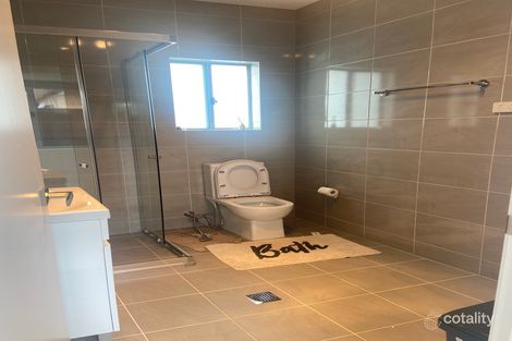 Property photo of 14 Mendi Place Glenfield NSW 2167