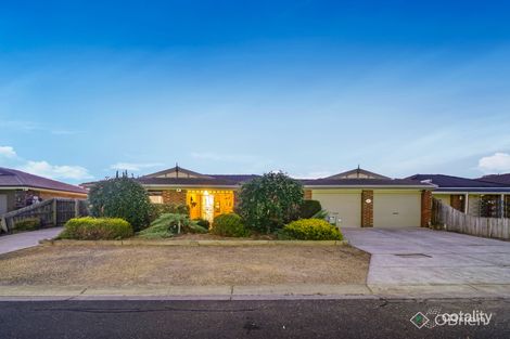 Property photo of 5 Pinjara Court Hillside VIC 3037