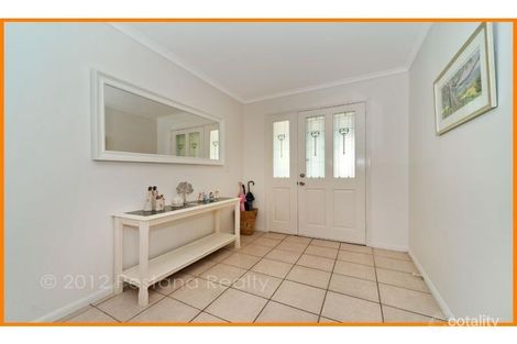 Property photo of 6 Meiland Place Meadowbrook QLD 4131