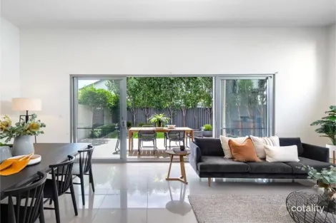 Property photo of 252 Military Road Henley Beach SA 5022