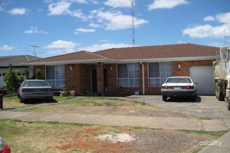 7 Wilmot Dr, Delahey, VIC 3037