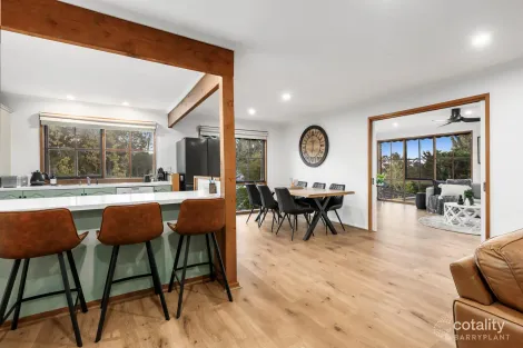 Property photo of 33-35 Alva Avenue Park Orchards VIC 3114