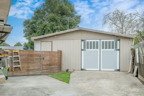 Property photo of 7 Scott Grove Somerville VIC 3912