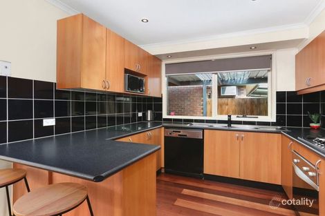 Property photo of 10 Honeysuckle Walk Croydon South VIC 3136