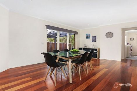 Property photo of 10 Honeysuckle Walk Croydon South VIC 3136