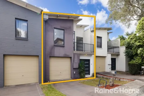 18 Kestrel Cct, Shortland, NSW 2307