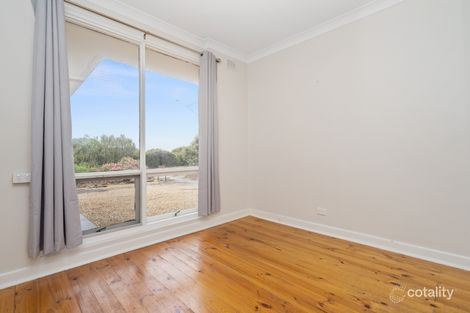 Property photo of 21 Kenihans Road Happy Valley SA 5159