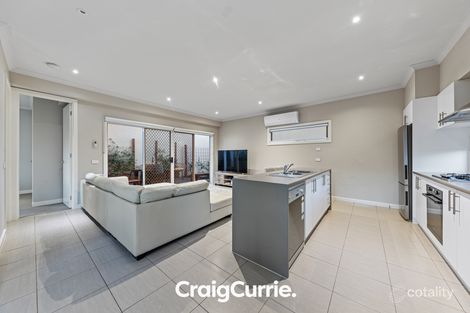 Property photo of 41 Cormorant Parade Pakenham VIC 3810