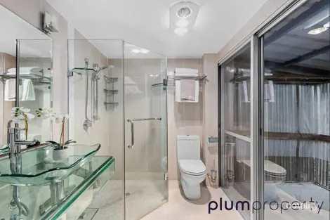 Property photo of 383 Fig Tree Pocket Road Fig Tree Pocket QLD 4069