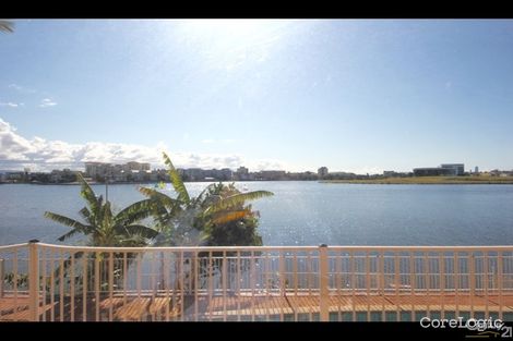 Property photo of 25 Northwestern Court Varsity Lakes QLD 4227
