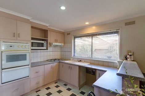Property photo of 6 Cousins Street Strathdale VIC 3550
