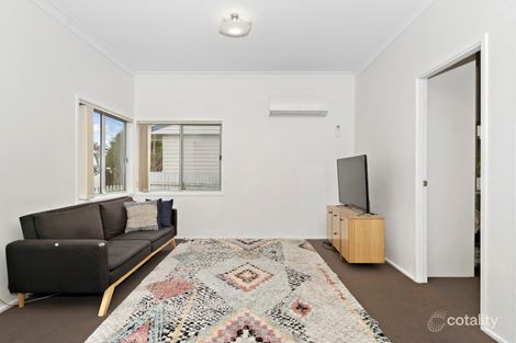 Property photo of 18 Barnard Crescent Toukley NSW 2263
