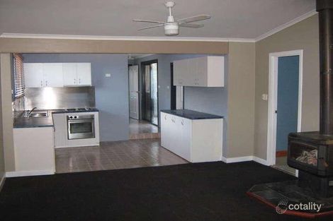 Property photo of 7 Raymond Street Stratford VIC 3862