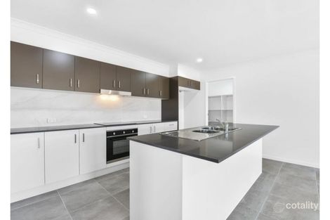 Property photo of 1/51 Crockers Road Westbrook QLD 4350