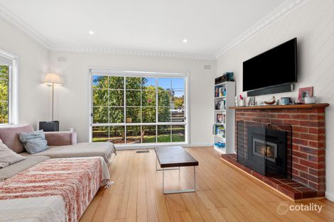 Property photo of 33 Truscott Street Whittington VIC 3219