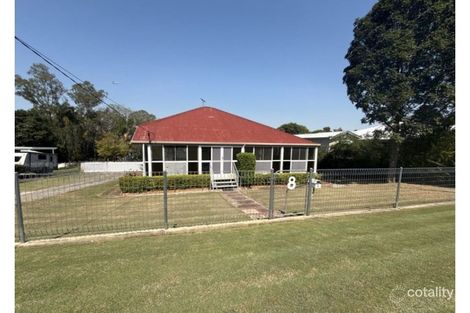8 Shelley St, Brassall, QLD 4305