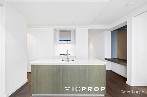 Property photo of 5809/135 A'Beckett Street Melbourne VIC 3000
