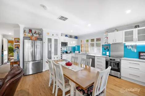 Property photo of 5 Basslet Place Warnbro WA 6169
