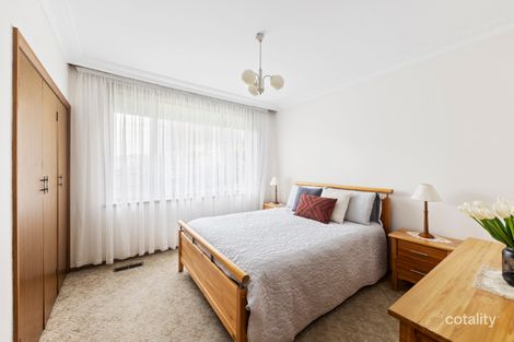 Property photo of 17 Brendan Avenue Doncaster VIC 3108