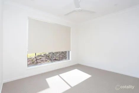 Property photo of 19 Daybreak Street Spring Mountain QLD 4300