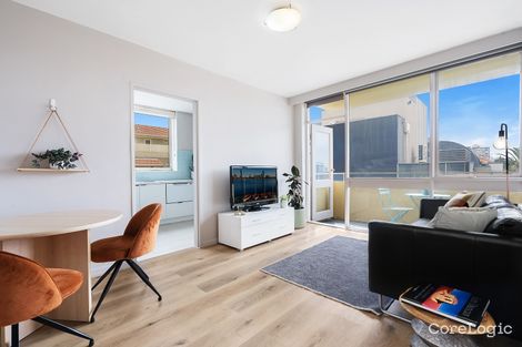 10/82 Dickens St, Elwood, VIC 3184