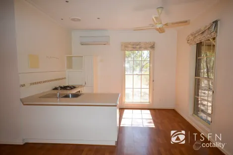 Property photo of 13 Callistemon Close Junortoun VIC 3551