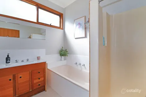 Property photo of 54-56 Scott Road Halls Gap VIC 3381