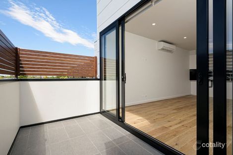 Property photo of 204/3 Faulkner Street Bentleigh VIC 3204