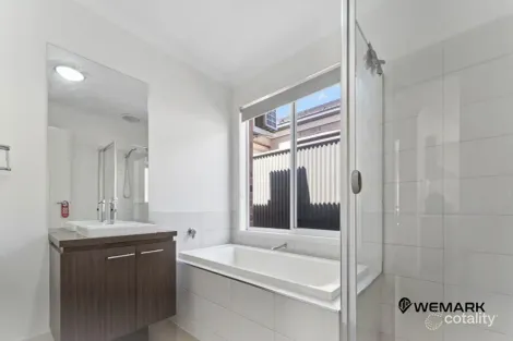 Property photo of 11 St Georges Way Blakeview SA 5114